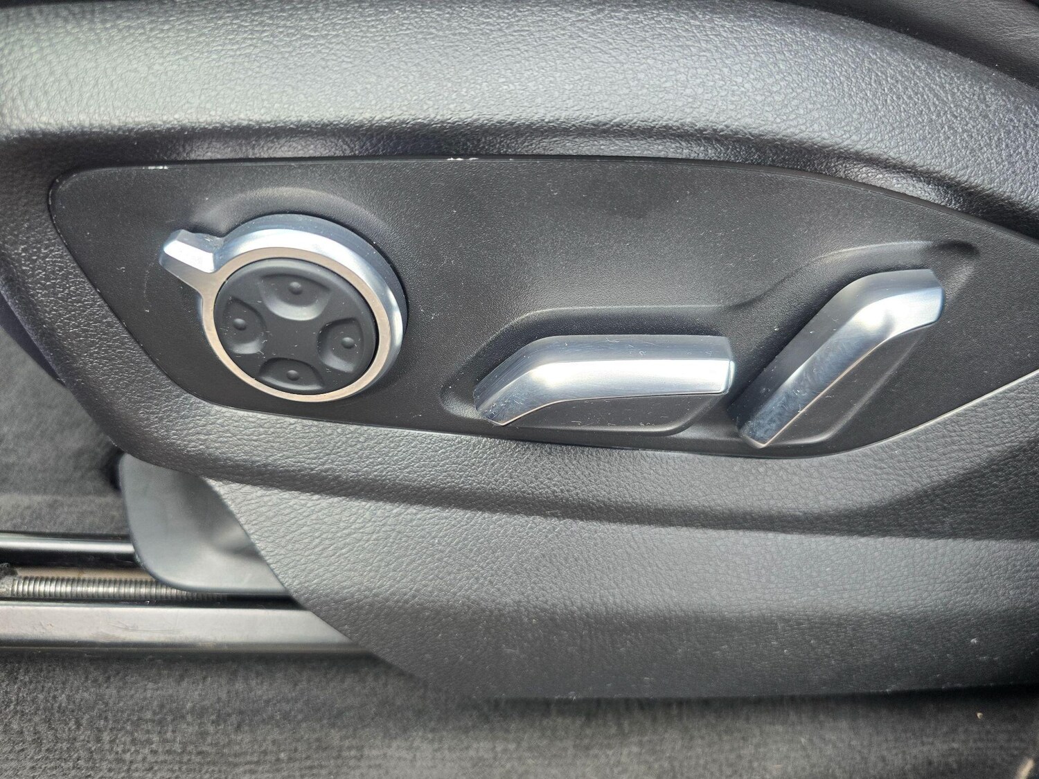 Used Audi Q7 2017 for sale - 78072785: Photo 47