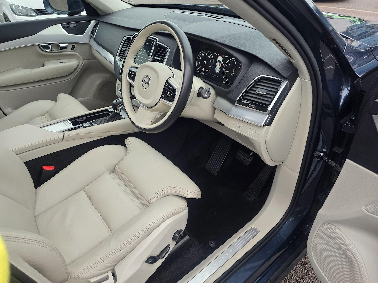 Used Volvo XC90 2018 for sale - 76729006: Photo 14