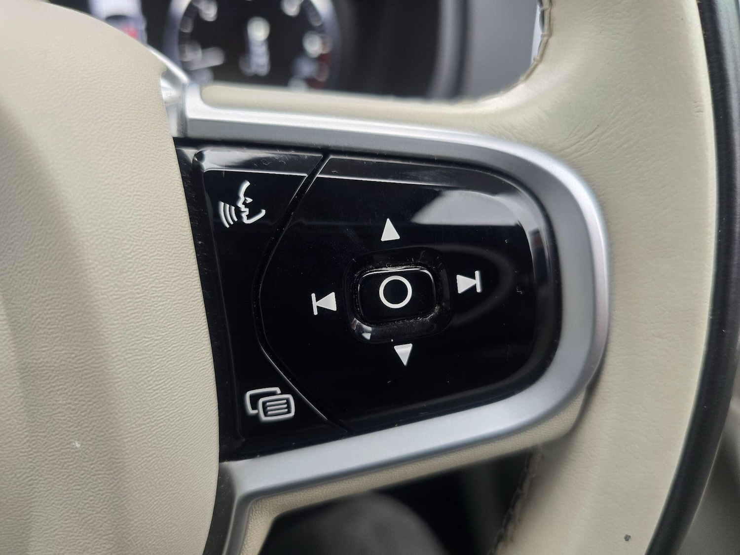 Used Volvo XC90 2018 for sale - 76729006: Photo 26