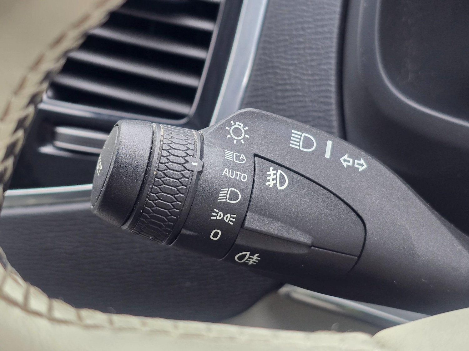 Used Volvo XC90 2018 for sale - 76729006: Photo 27