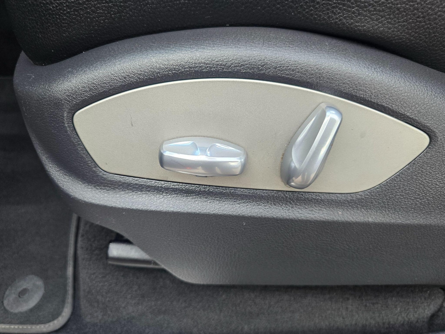 Used Porsche Cayenne 2014 for sale - 77396628: Photo 41