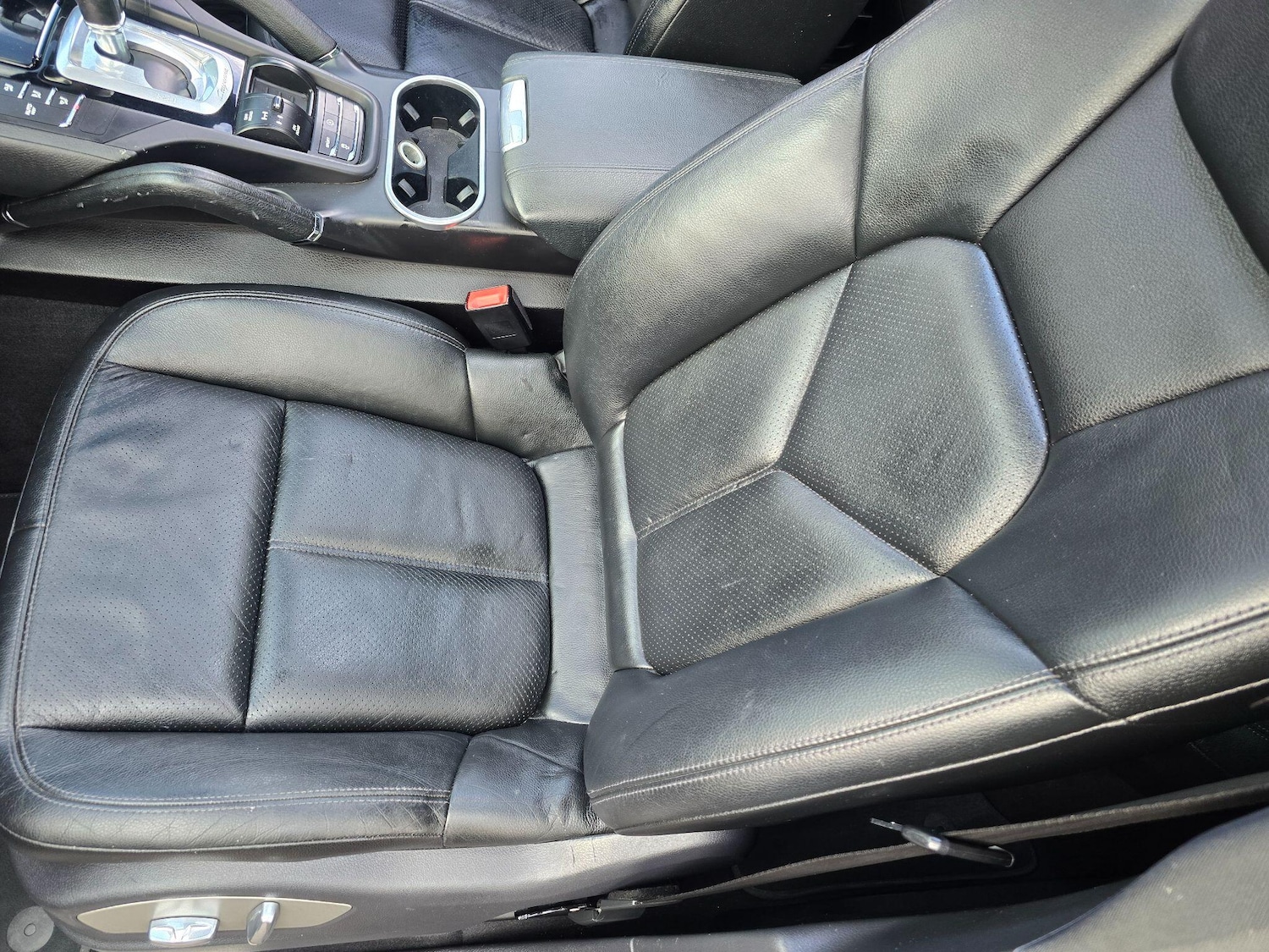 Used Porsche Cayenne 2014 for sale - 77396628: Photo 42