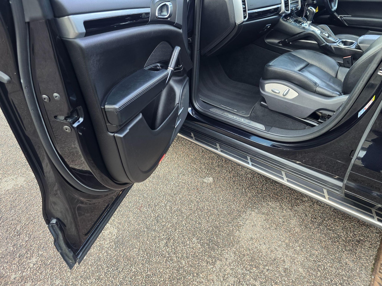 Used Porsche Cayenne 2014 for sale - 77396628: Photo 43