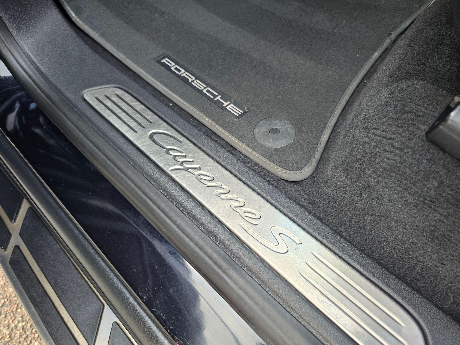 Used Porsche Cayenne 2014 for sale - 77396628: Photo 44