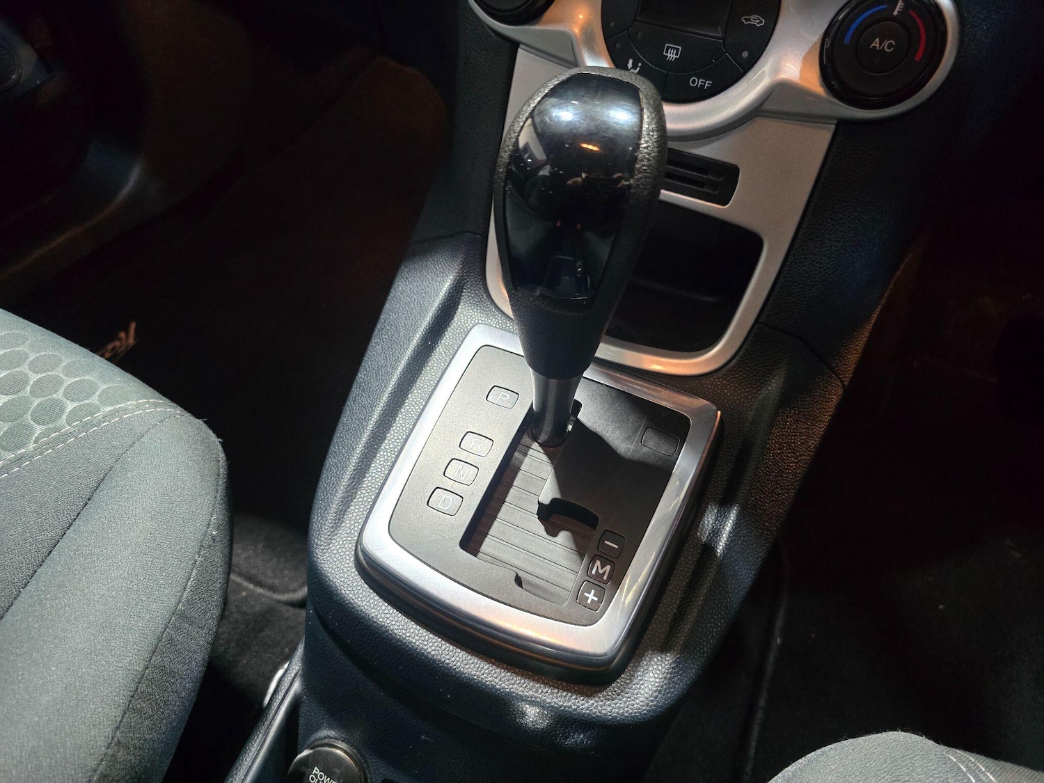 Used Ford Fiesta 2009 for sale - 77101704: Photo 3