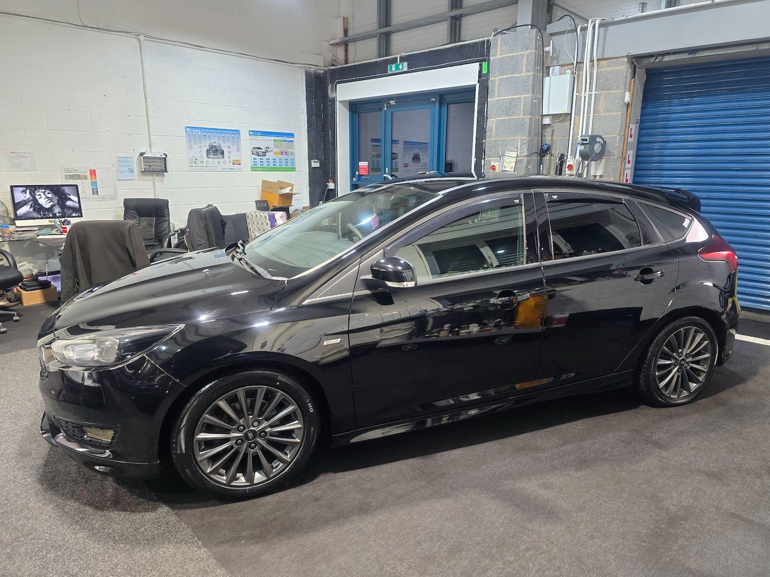 Used Ford Focus 2017 for sale - 76457885: Photo 5