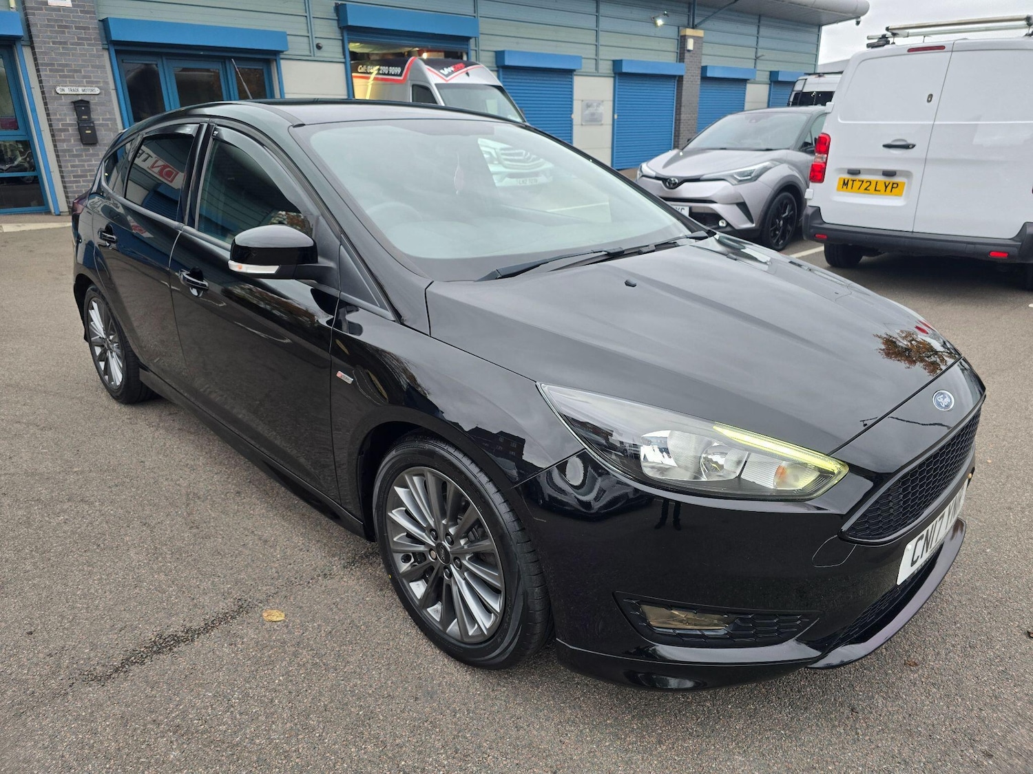 Used Ford Focus 2017 for sale - 76457885: Photo 8