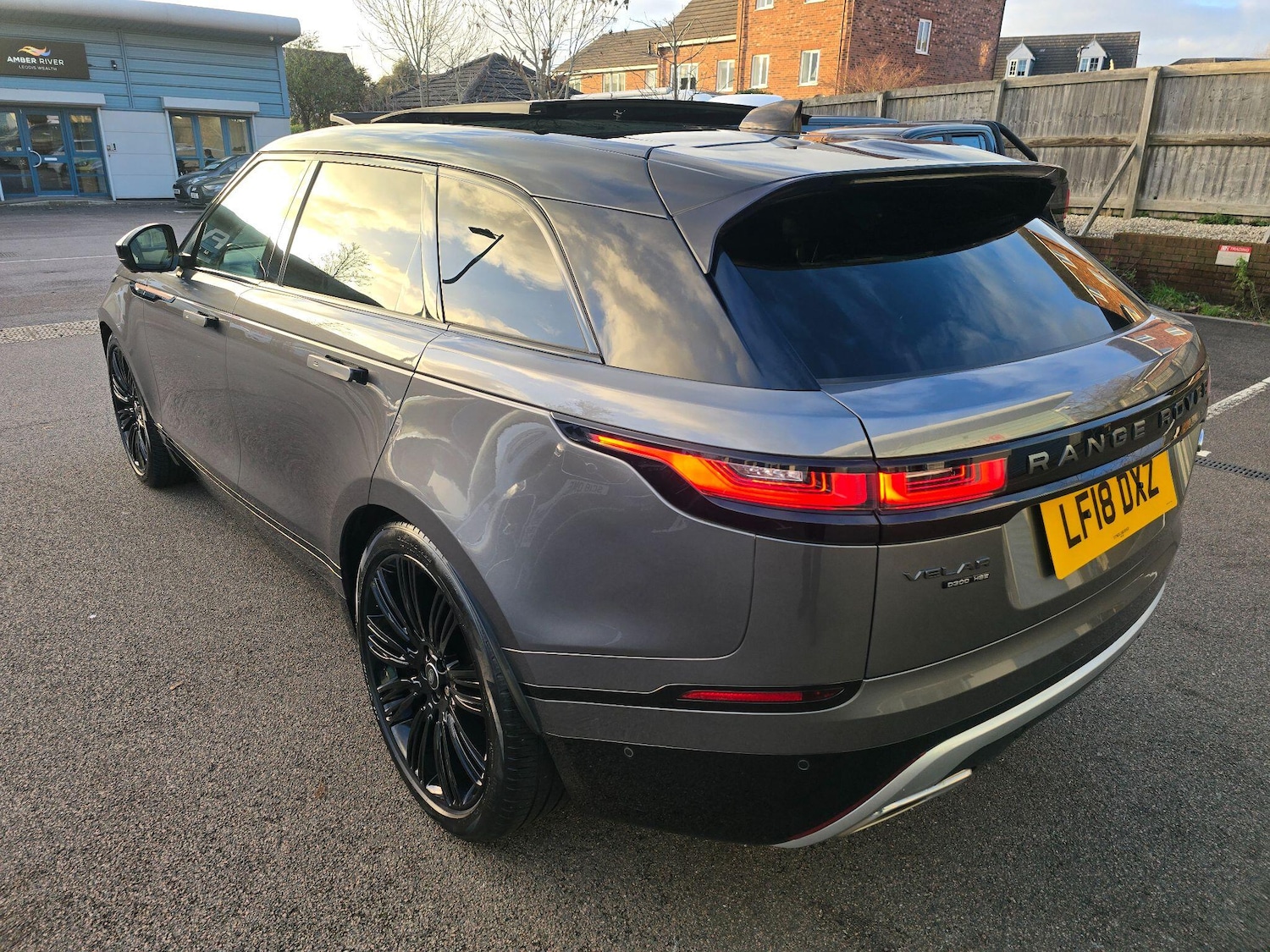 Used Land Rover Range Rover Velar 2018 for sale - 76865685: Photo 10