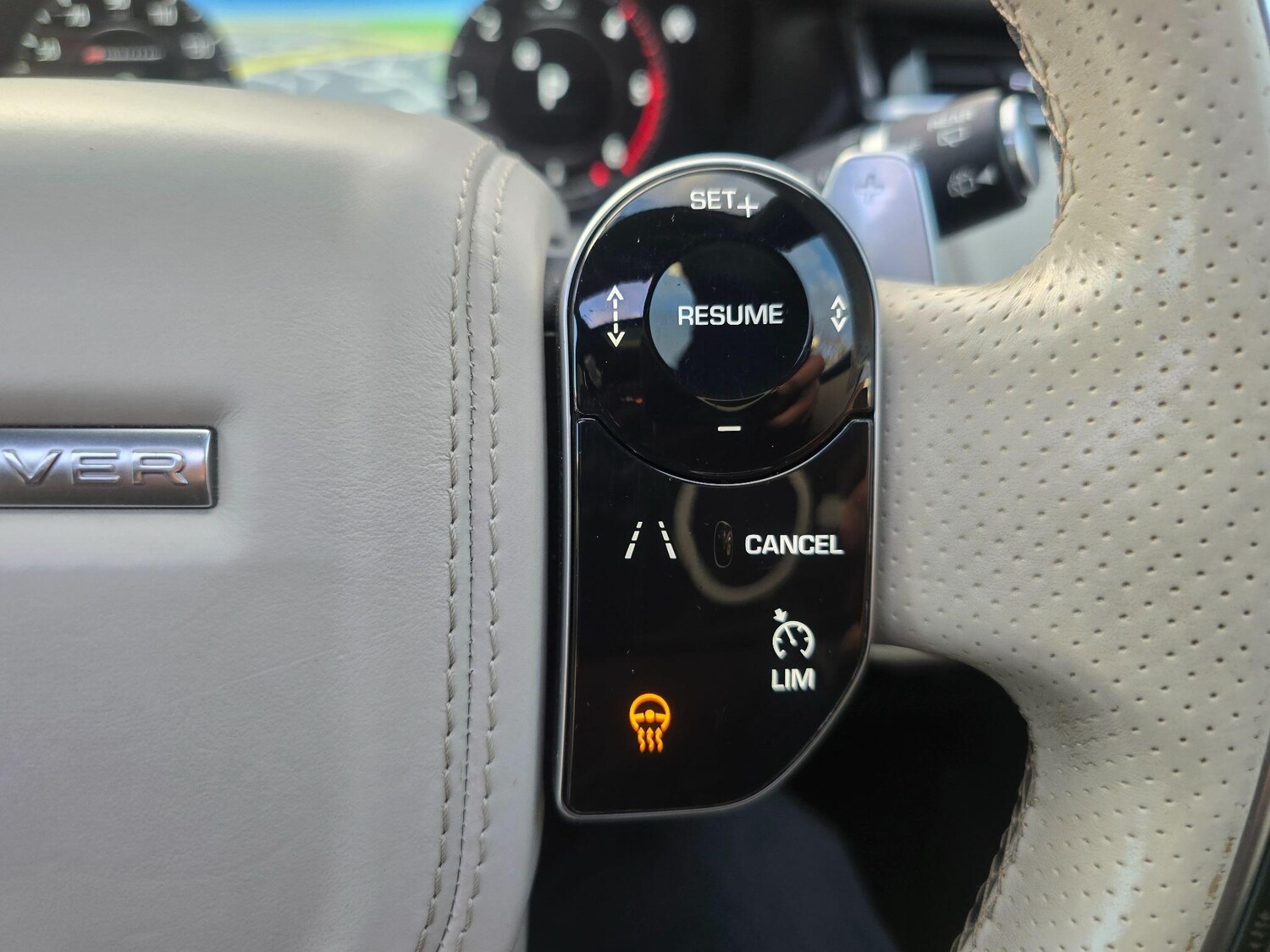 Used Land Rover Range Rover Velar 2018 for sale - 76865685: Photo 33