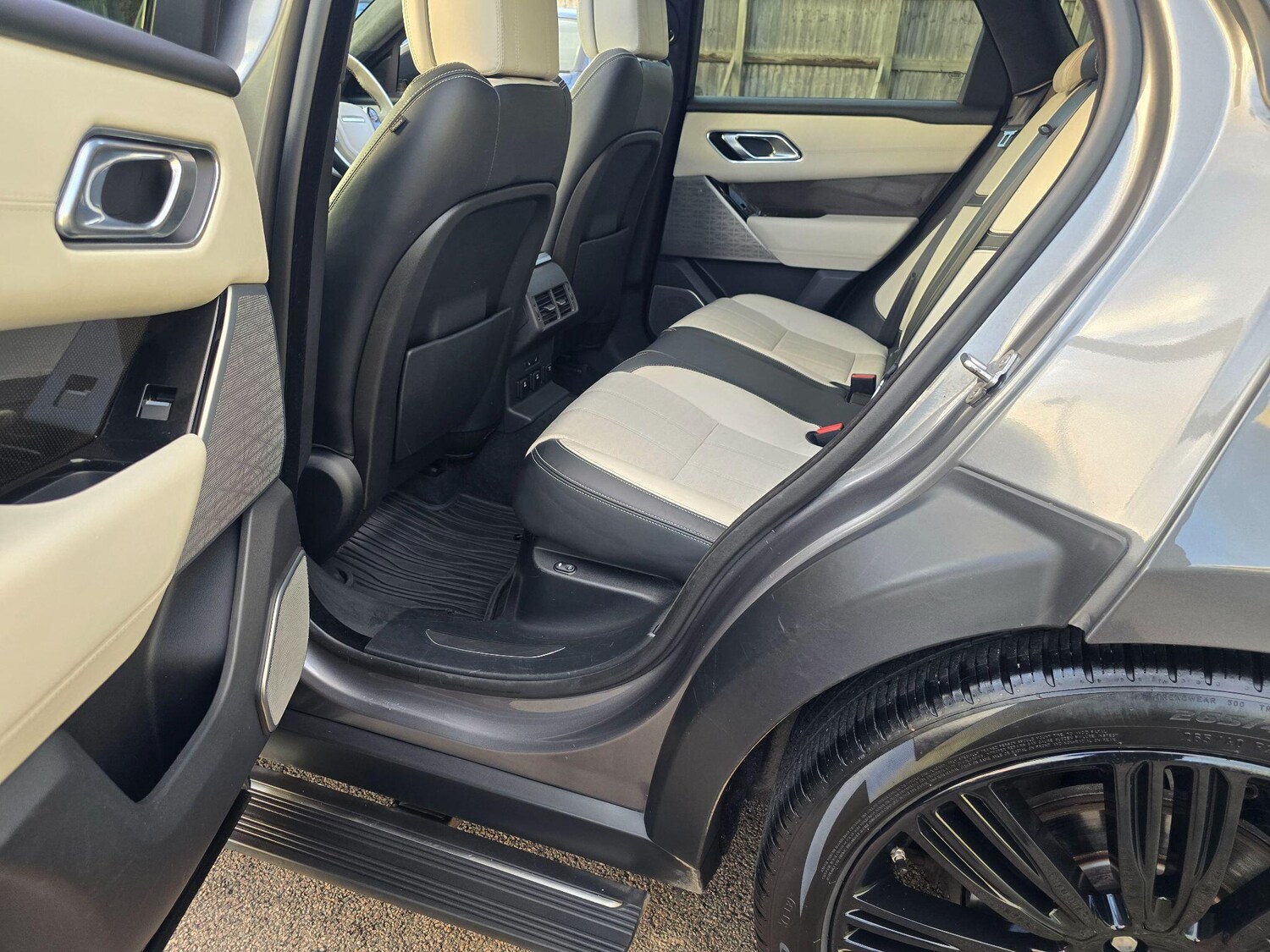 Used Land Rover Range Rover Velar 2018 for sale - 76865685: Photo 57