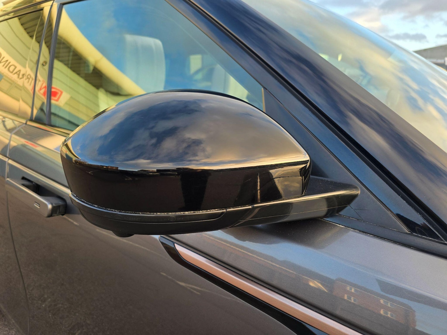 Used Land Rover Range Rover Velar 2018 for sale - 76865685: Photo 88