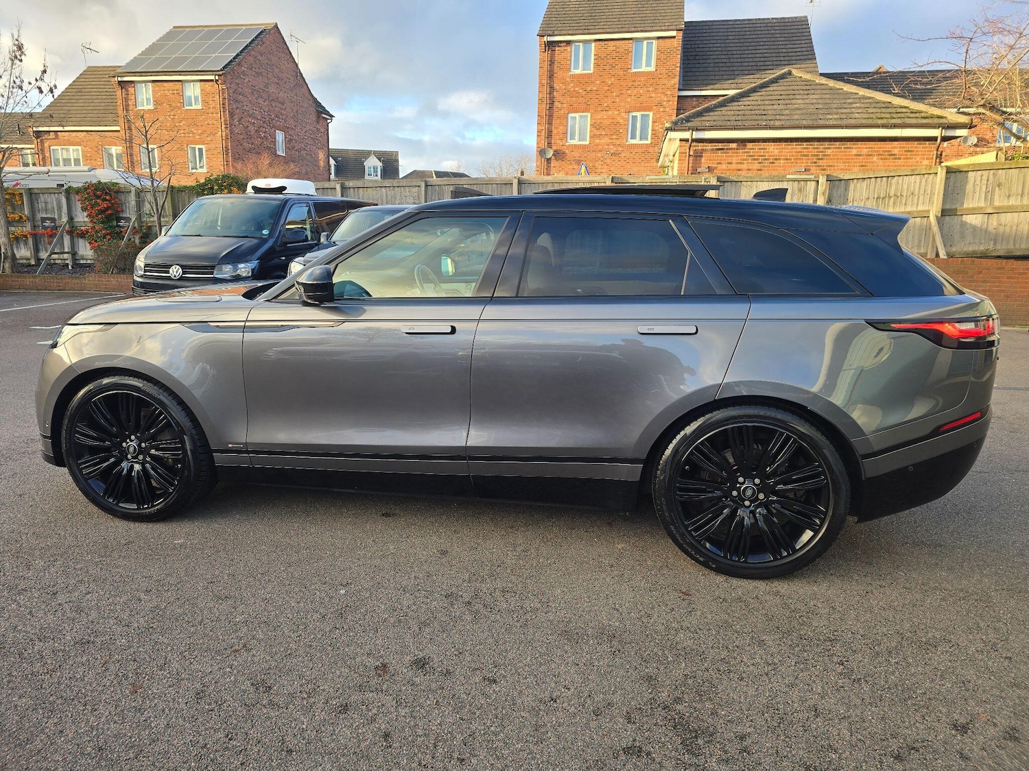 Used Land Rover Range Rover Velar 2018 for sale - 76865685: Photo 9