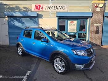 Used Dacia Sandero Stepway 2013 for sale - 75989888: Photo