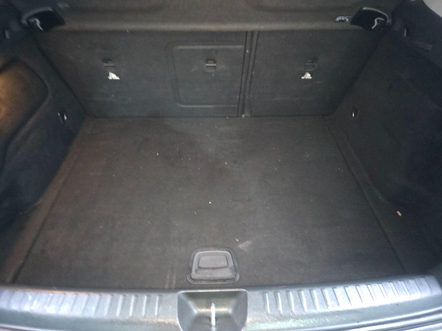 Used Mercedes-Benz GLA 2019 for sale - 76511950: Photo 39