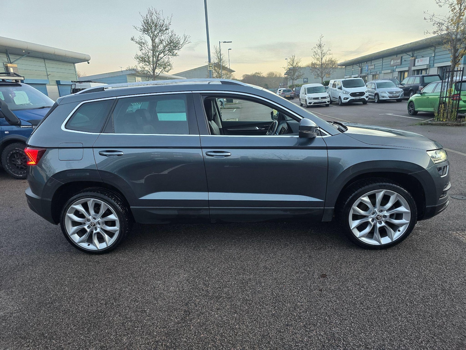 Used Skoda Karoq 2019 for sale - 76786870: Photo 12