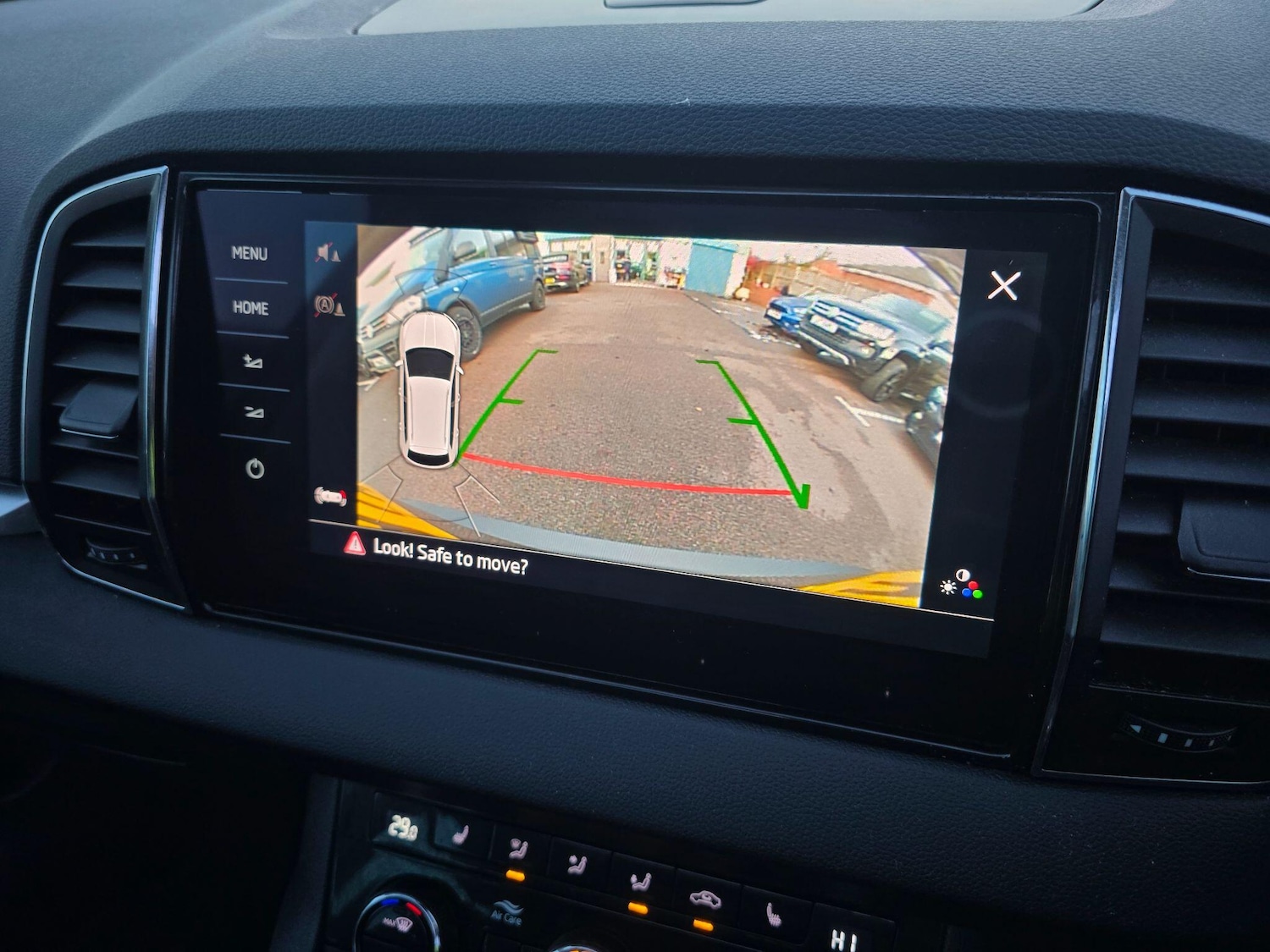 Used Skoda Karoq 2019 for sale - 76786870: Photo 18