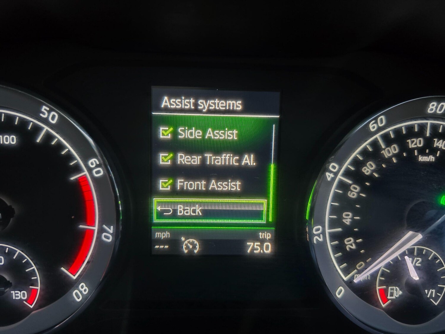 Used Skoda Karoq 2019 for sale - 76786870: Photo 31