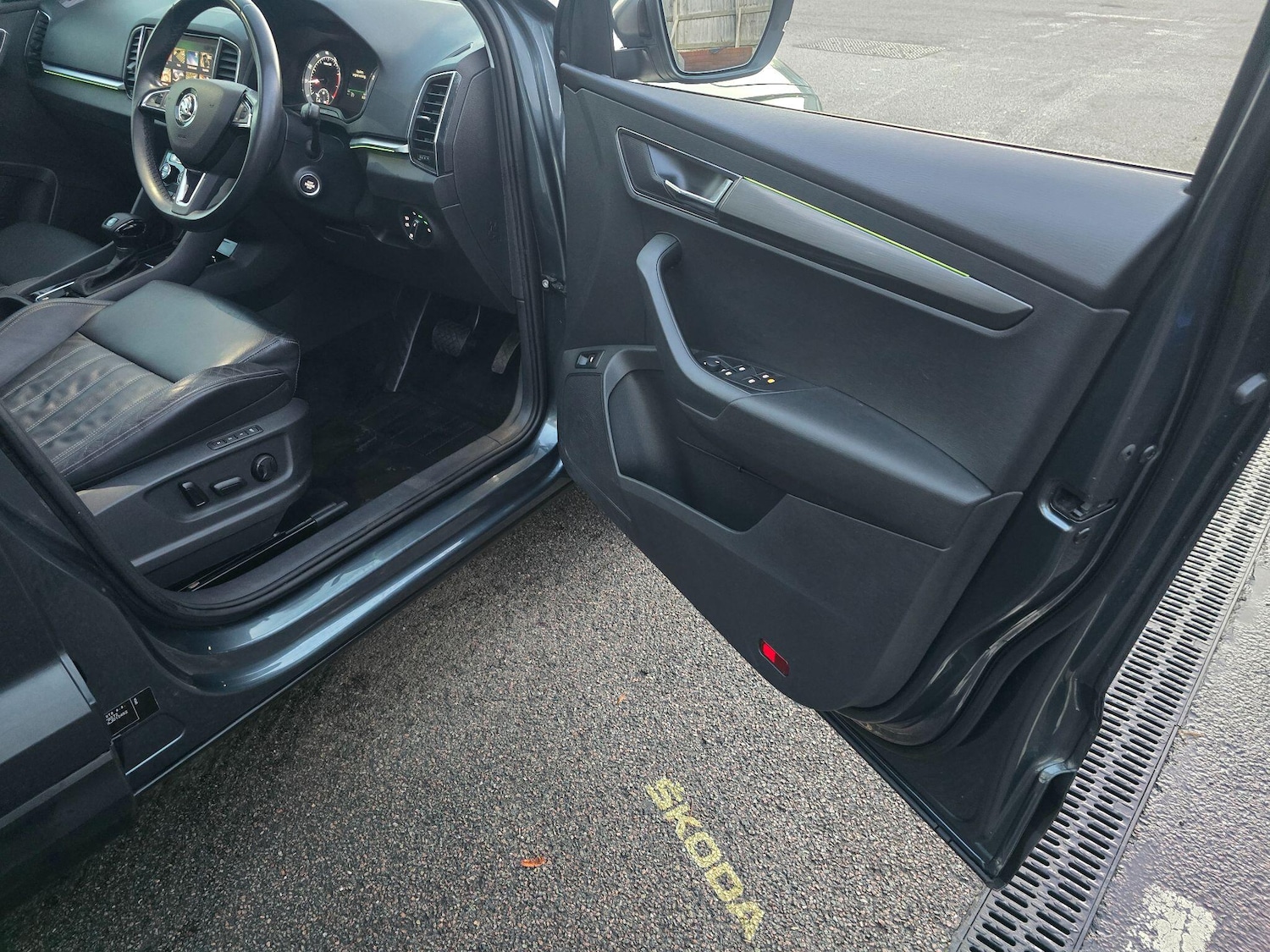 Used Skoda Karoq 2019 for sale - 76786870: Photo 39