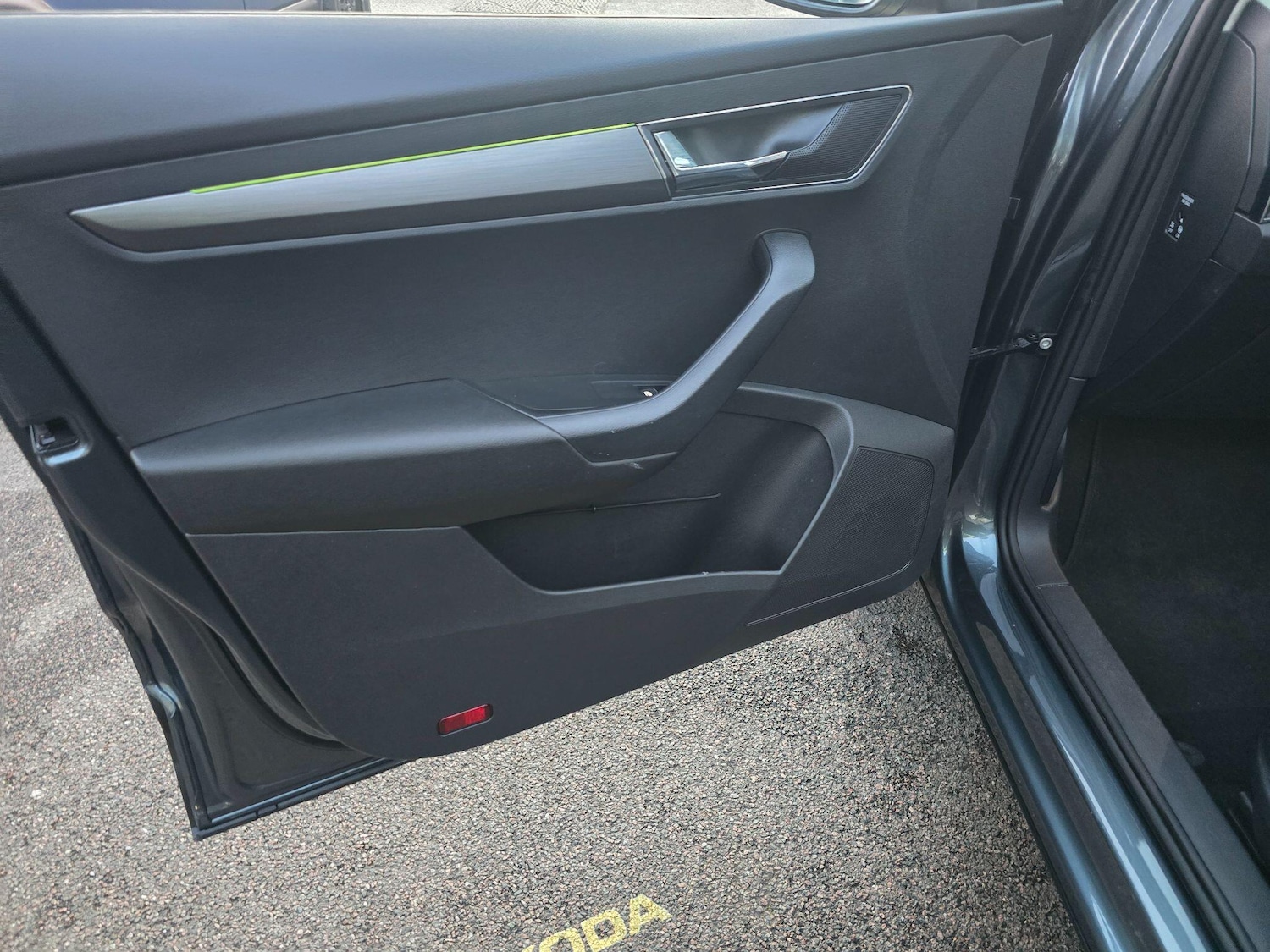 Used Skoda Karoq 2019 for sale - 76786870: Photo 46