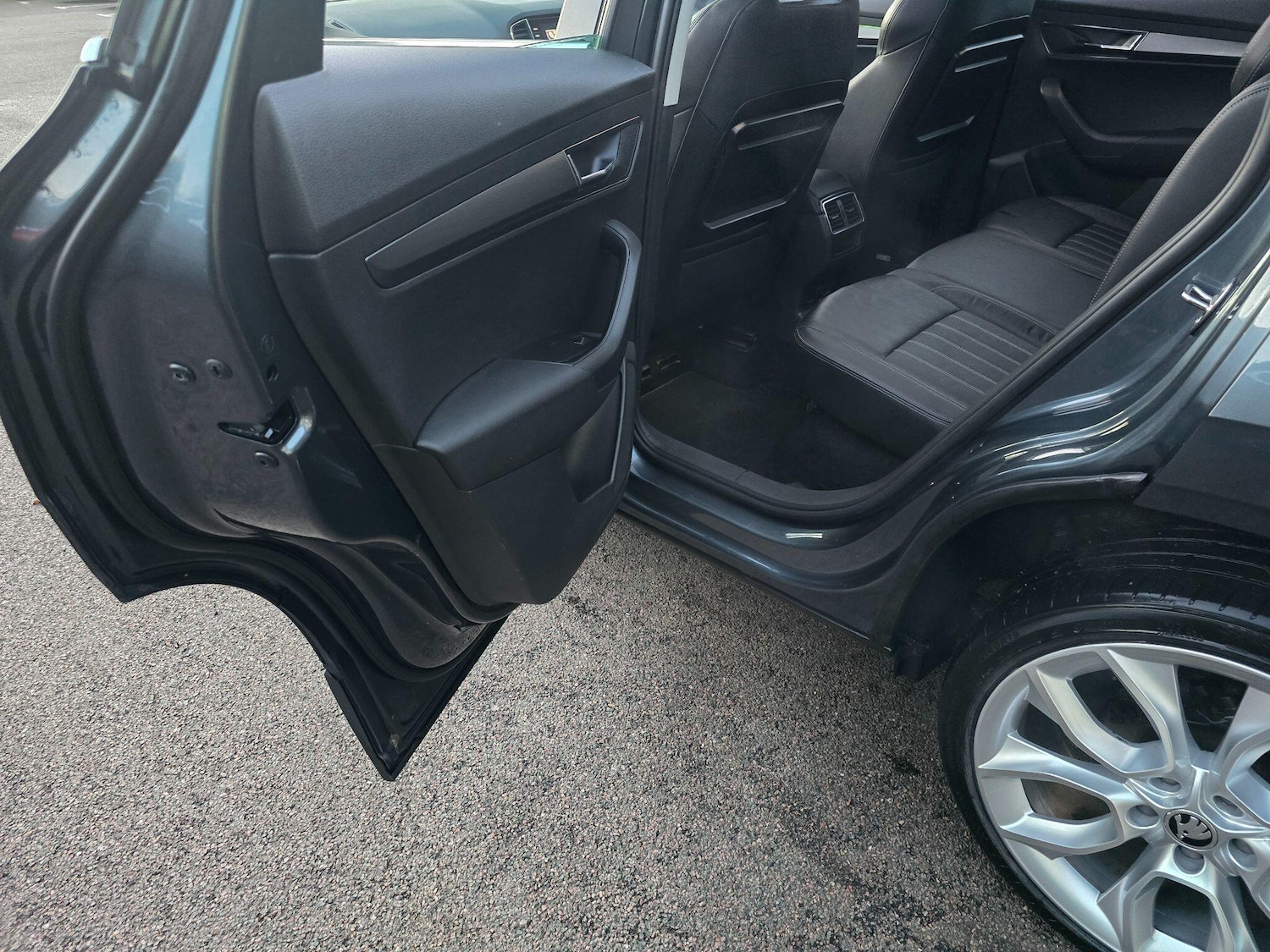 Used Skoda Karoq 2019 for sale - 76786870: Photo 55