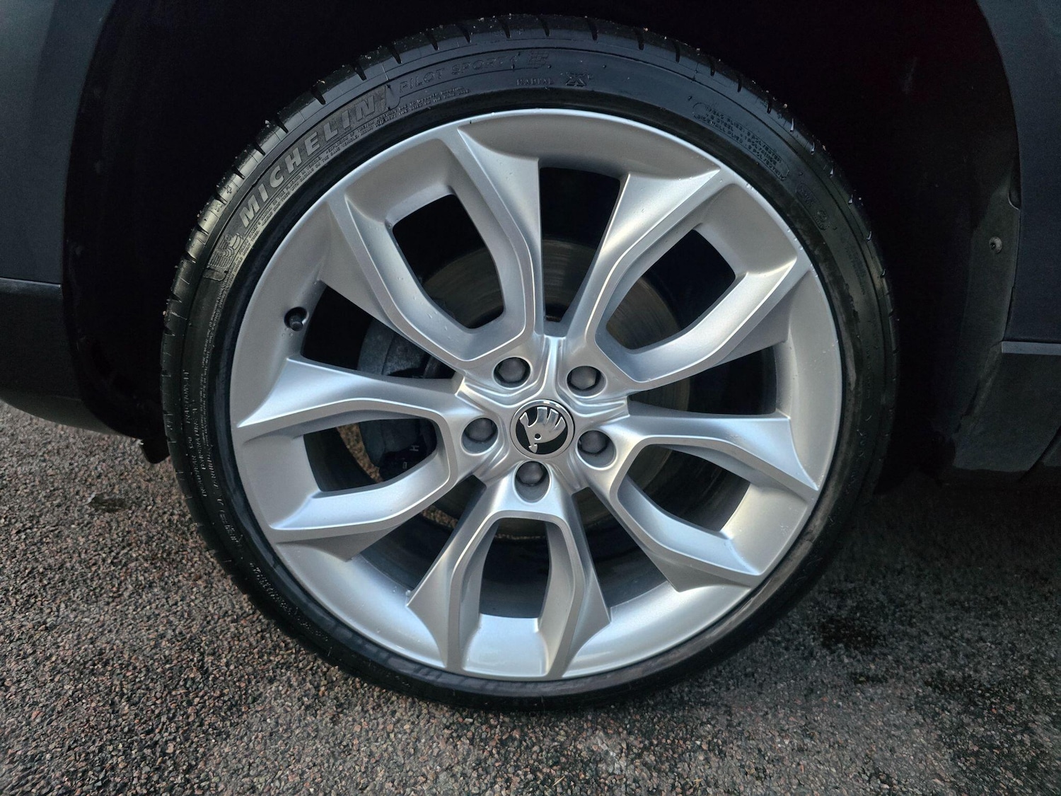 Used Skoda Karoq 2019 for sale - 76786870: Photo 67