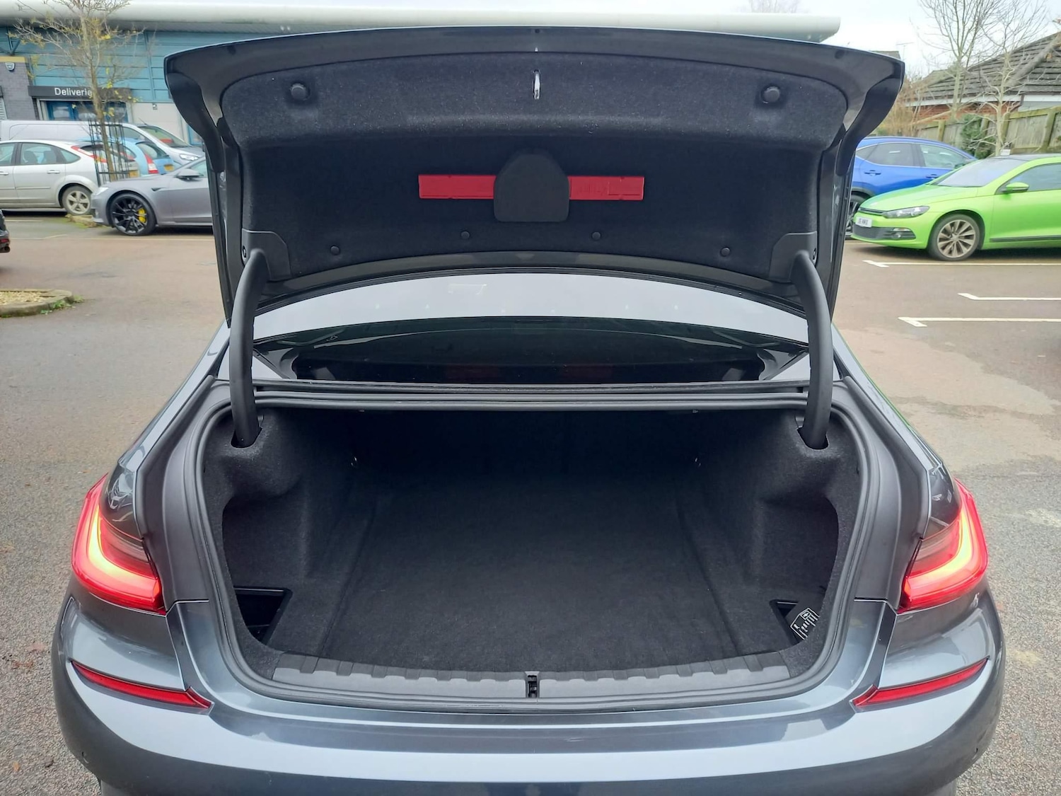 Used BMW 3 Series 2019 for sale - 76849770: Photo 63