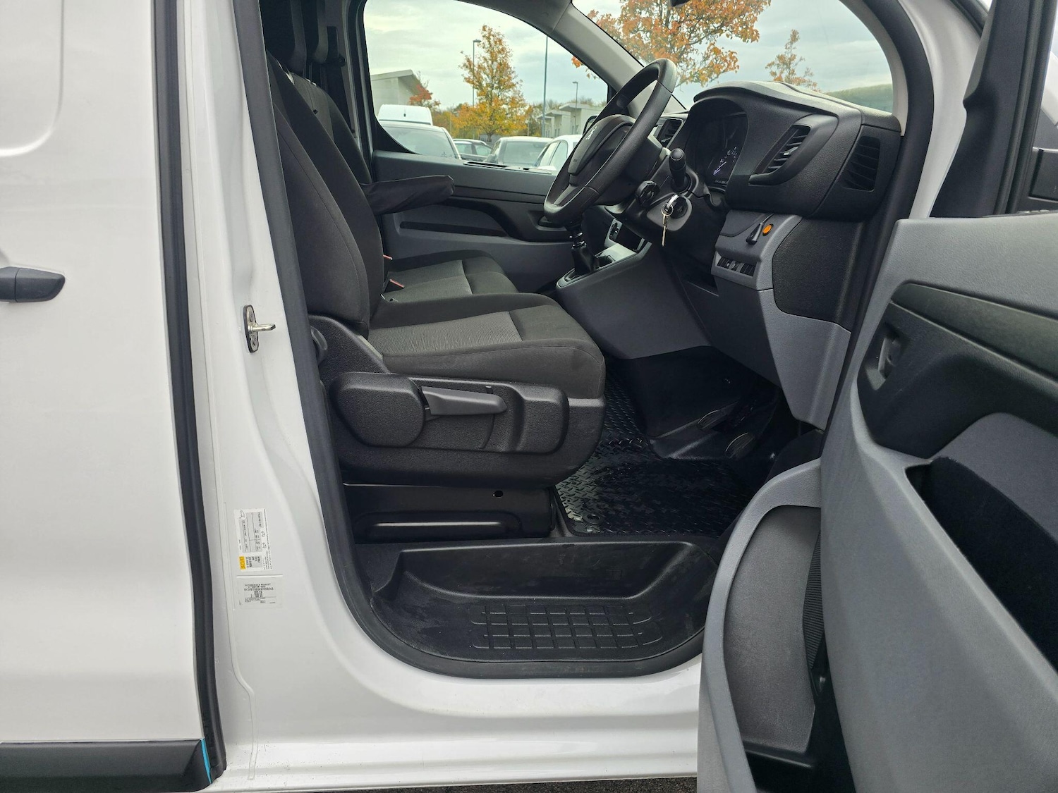 Used Peugeot Expert 2022 for sale - 76484721: Photo 28