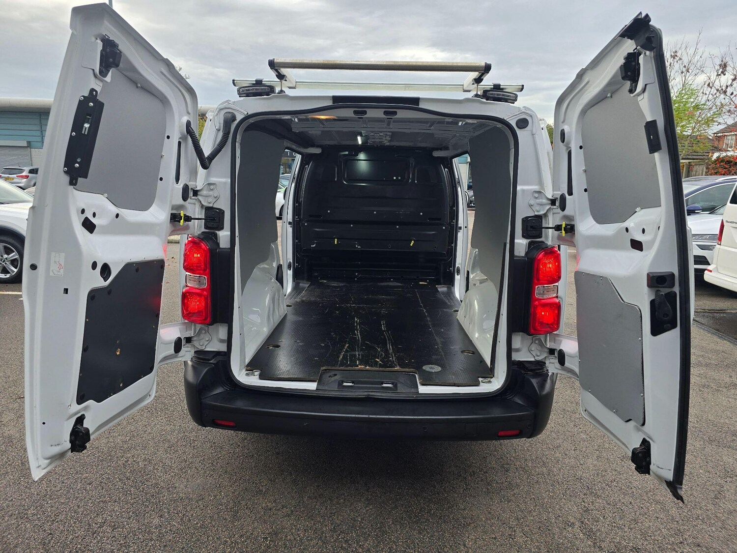 Used Peugeot Expert 2022 for sale - 76484721: Photo 4