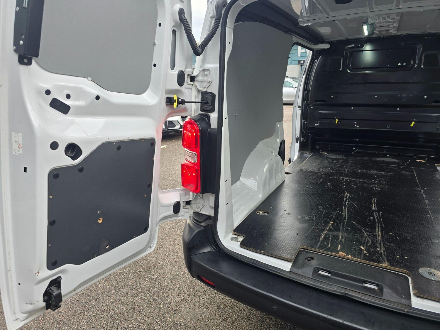 Used Peugeot Expert 2022 for sale - 76484721: Photo 45