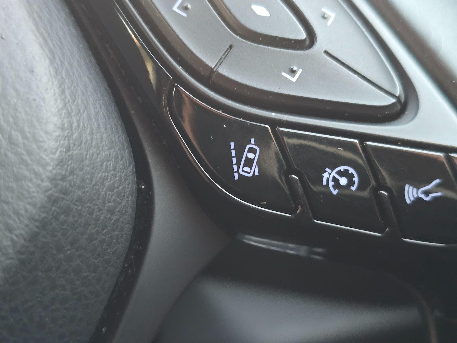 Used Toyota C-HR 2019 for sale - 76441377: Photo 11