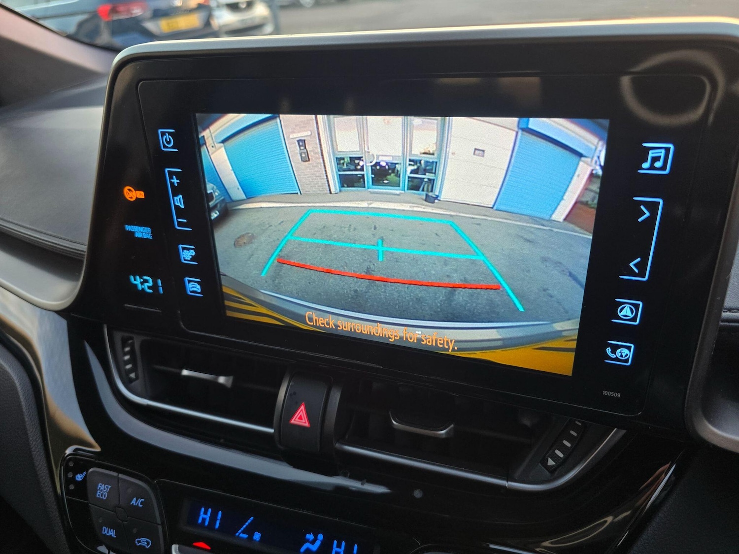 Used Toyota C-HR 2019 for sale - 76441377: Photo 13