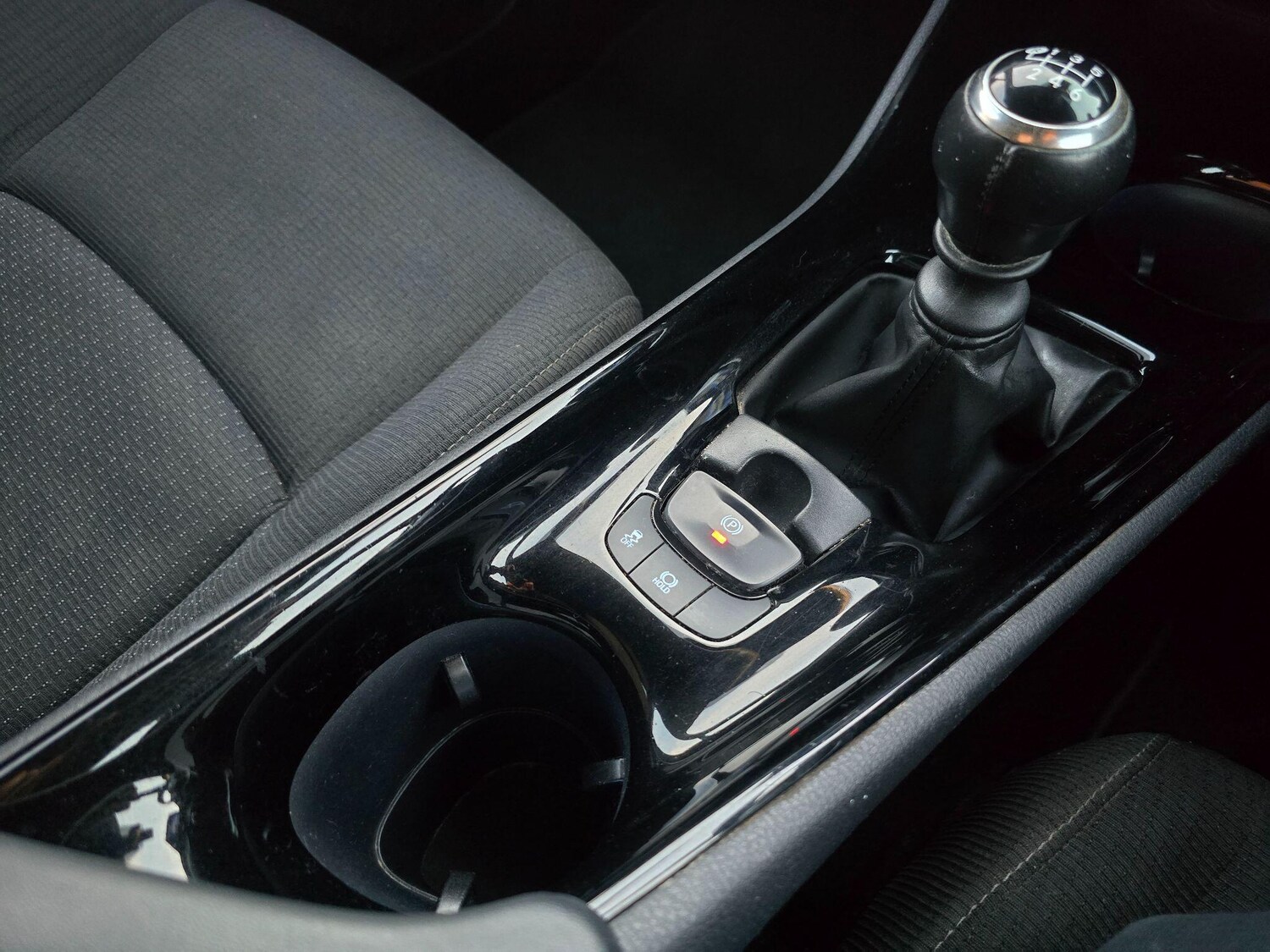 Used Toyota C-HR 2019 for sale - 76441377: Photo 20