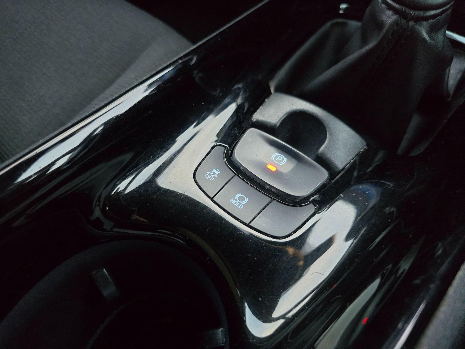 Used Toyota C-HR 2019 for sale - 76441377: Photo 21