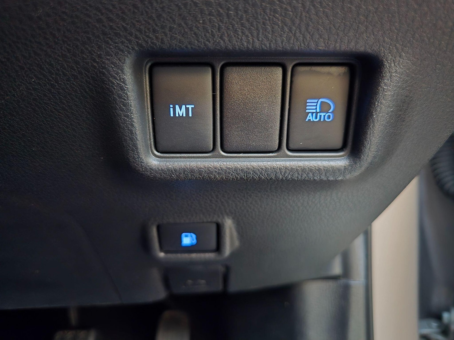 Used Toyota C-HR 2019 for sale - 76441377: Photo 26