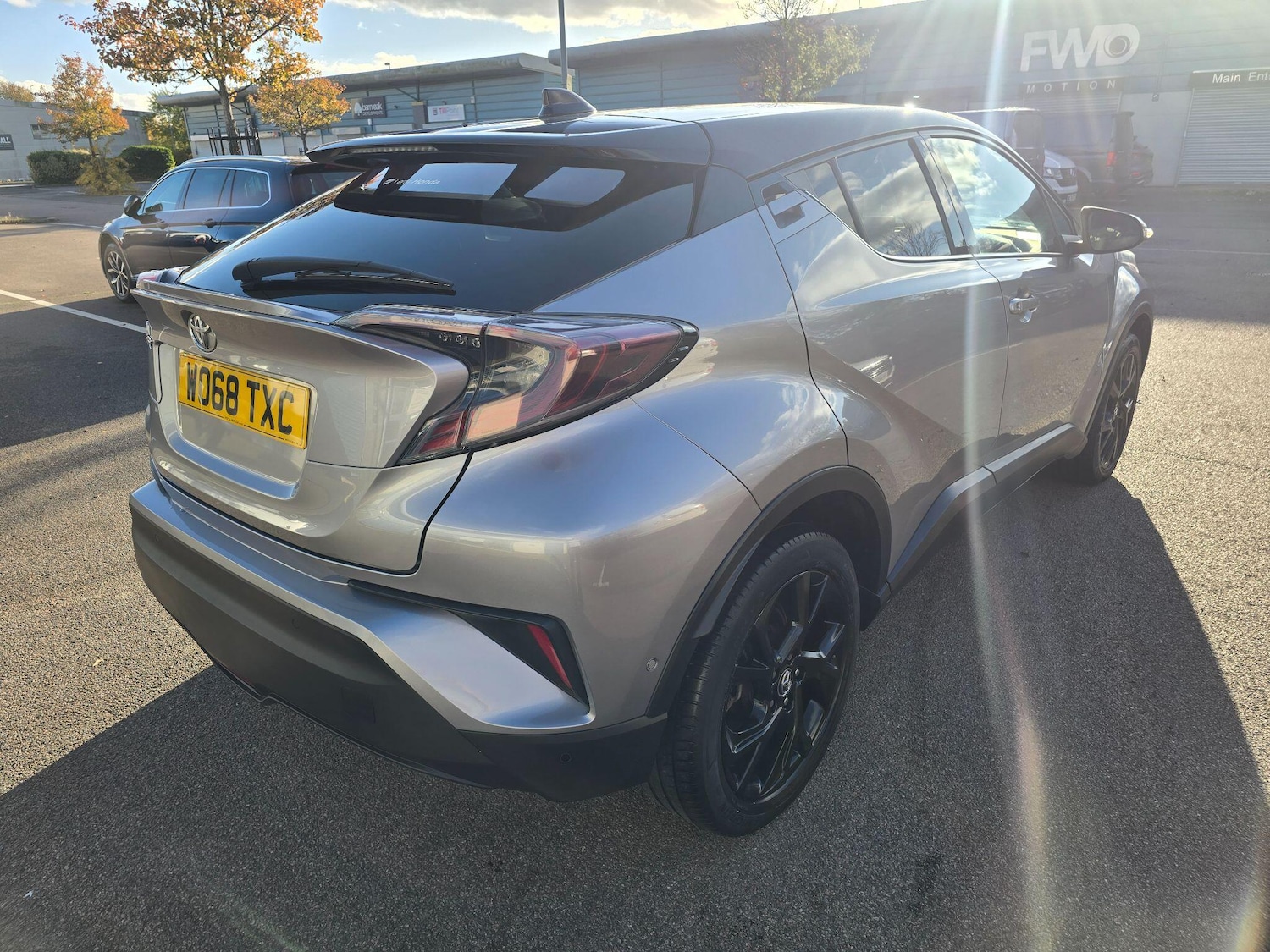 Used Toyota C-HR 2019 for sale - 76441377: Photo 4