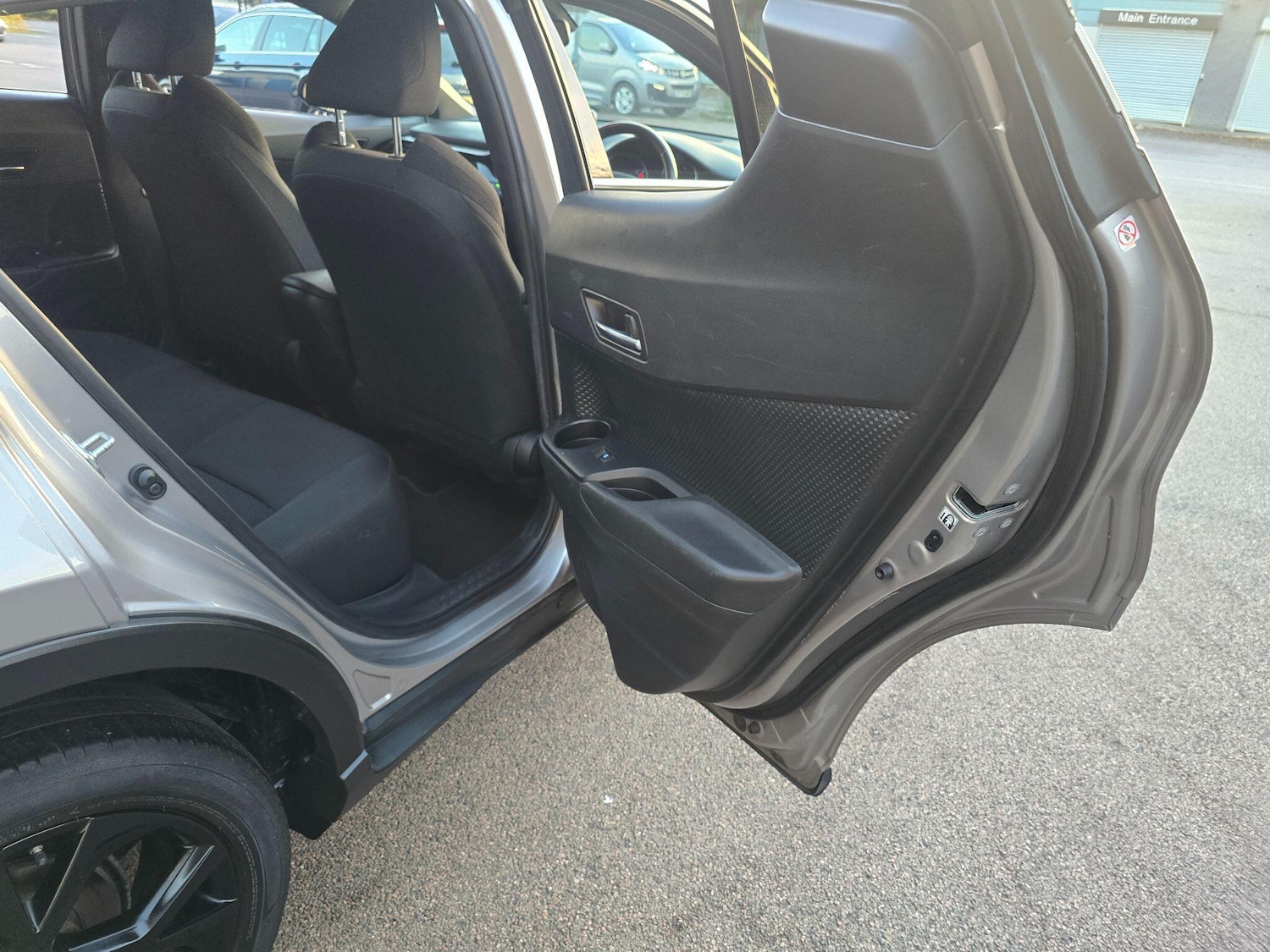 Used Toyota C-HR 2019 for sale - 76441377: Photo 54