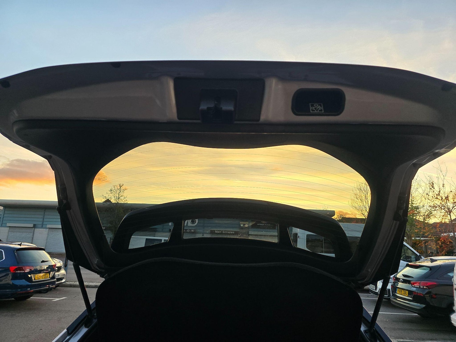 Used Toyota C-HR 2019 for sale - 76441377: Photo 58