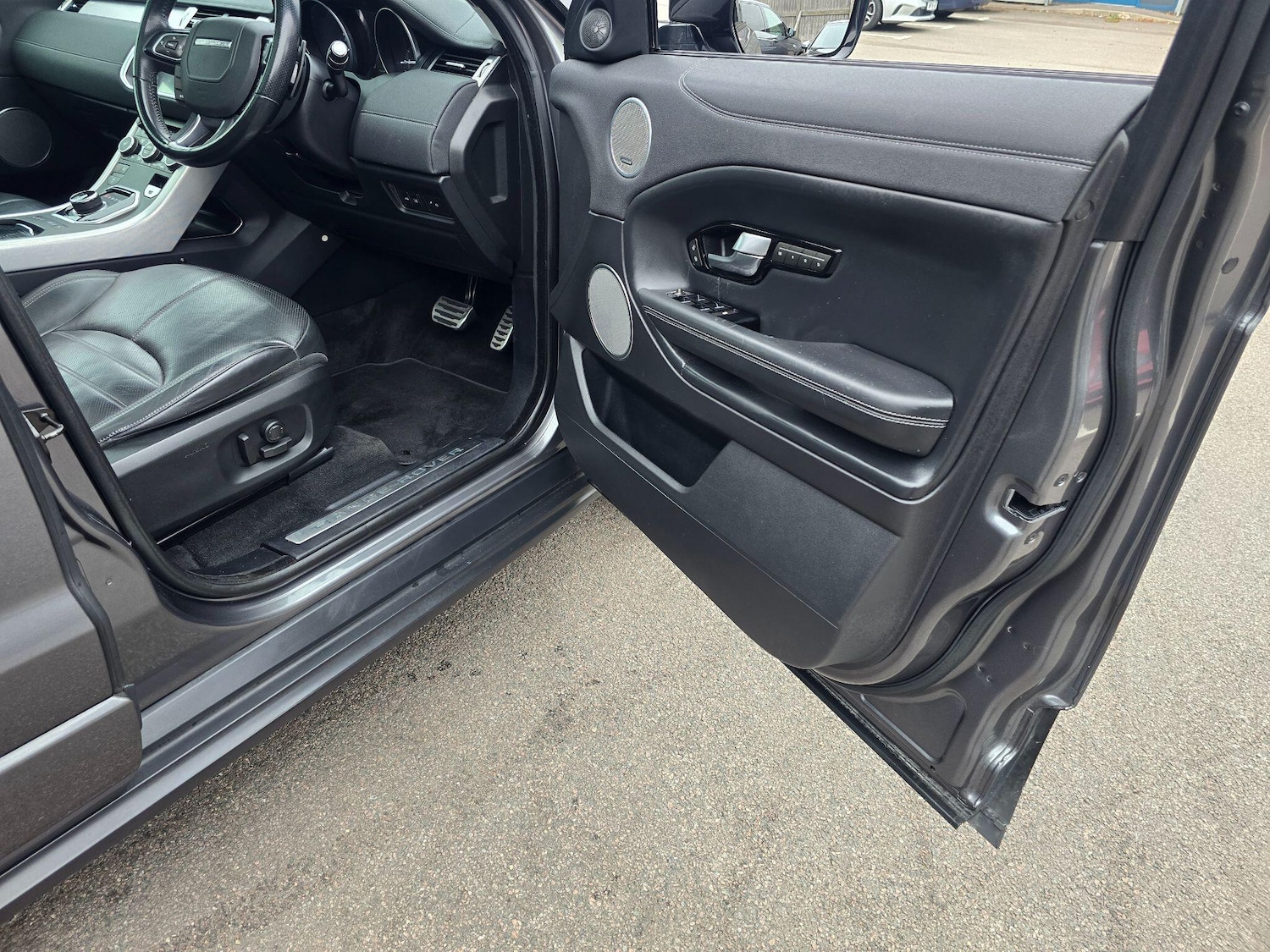 Used Land Rover Range Rover Evoque for sale - 76440462: Photo 37