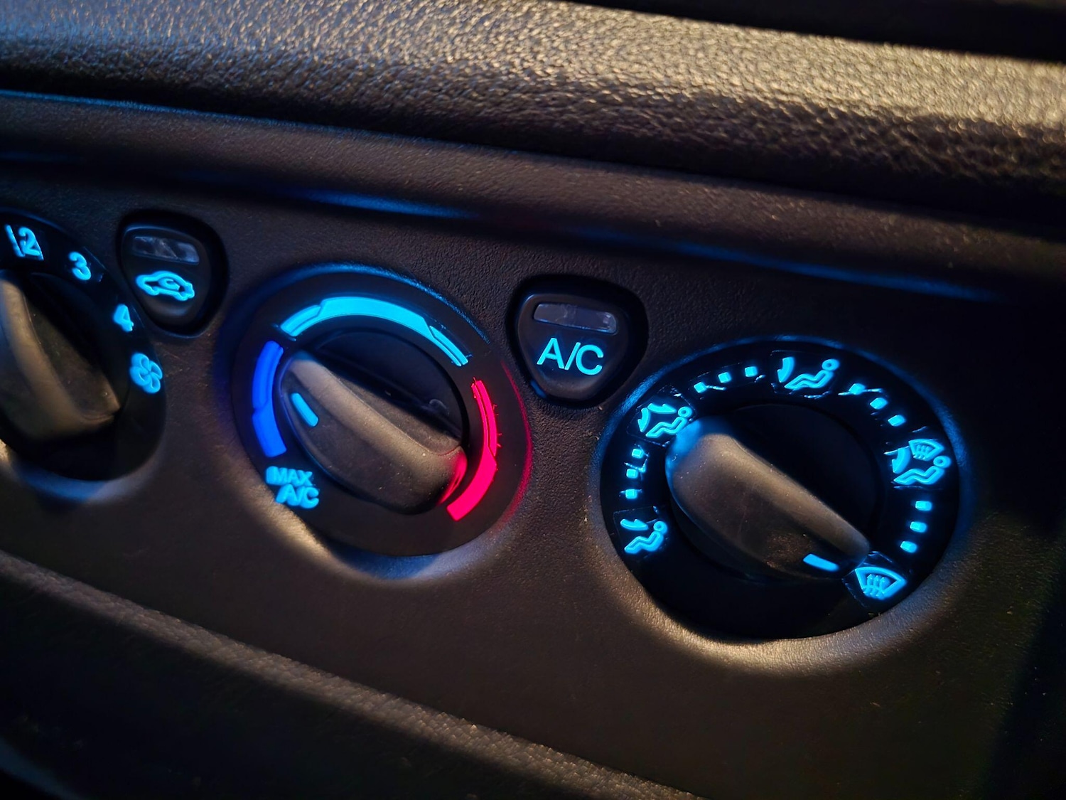 Used Ford Transit 2019 for sale - 76446911: Photo 2