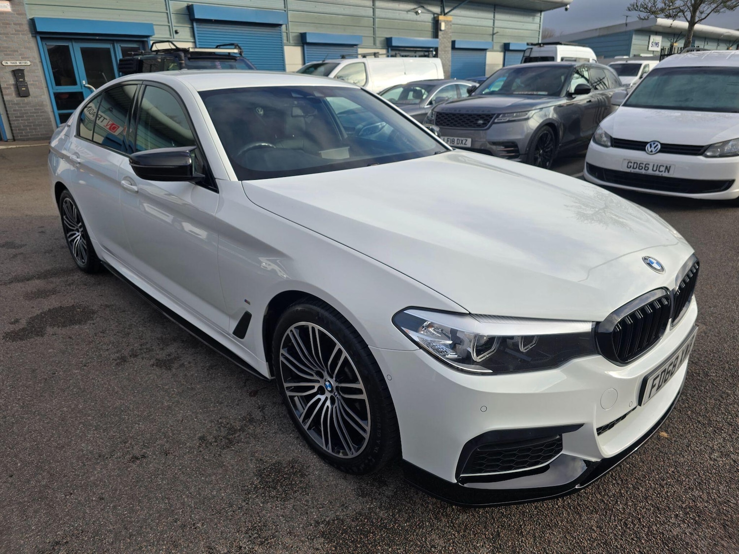 Used BMW 5 Series 2018 for sale - 77021232: Photo 11