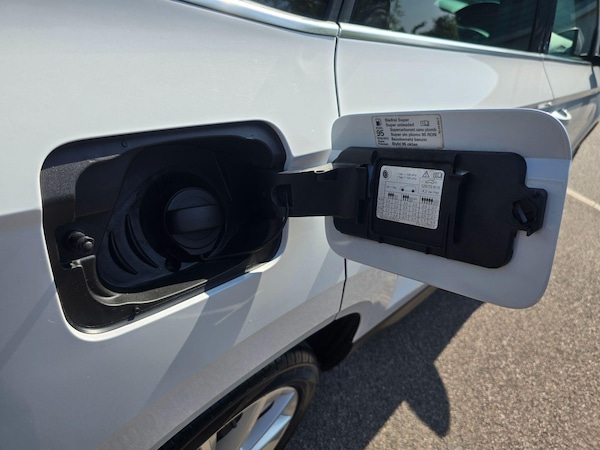 Used Skoda Karoq 2018 for sale - 75552730: Photo 100