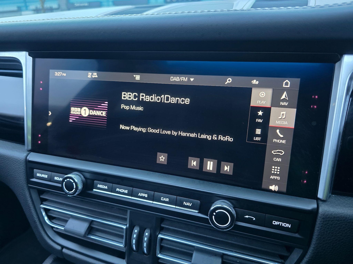 Used Porsche Macan 2020 for sale - 77020869: Photo 21