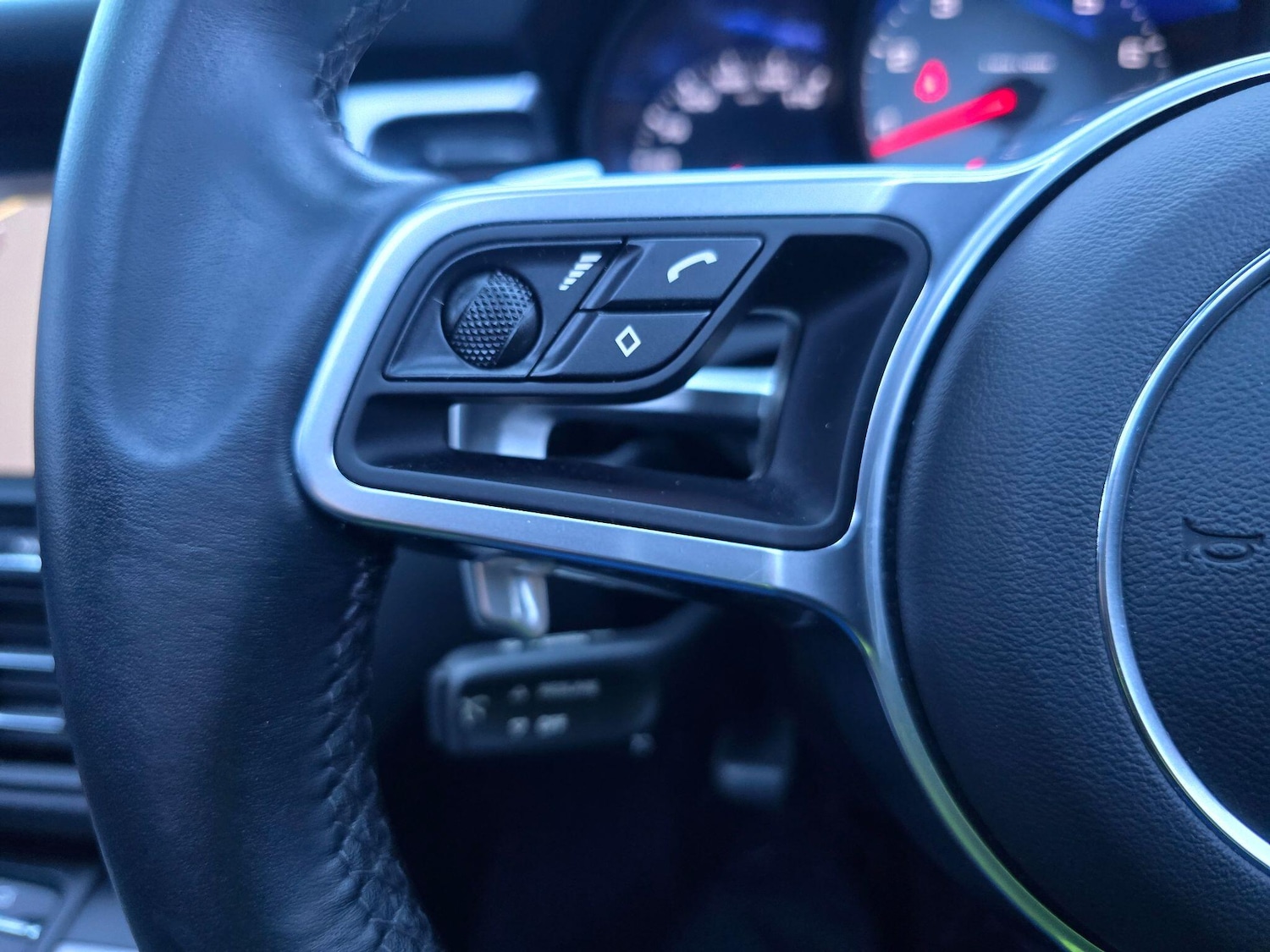 Used Porsche Macan 2020 for sale - 77020869: Photo 29