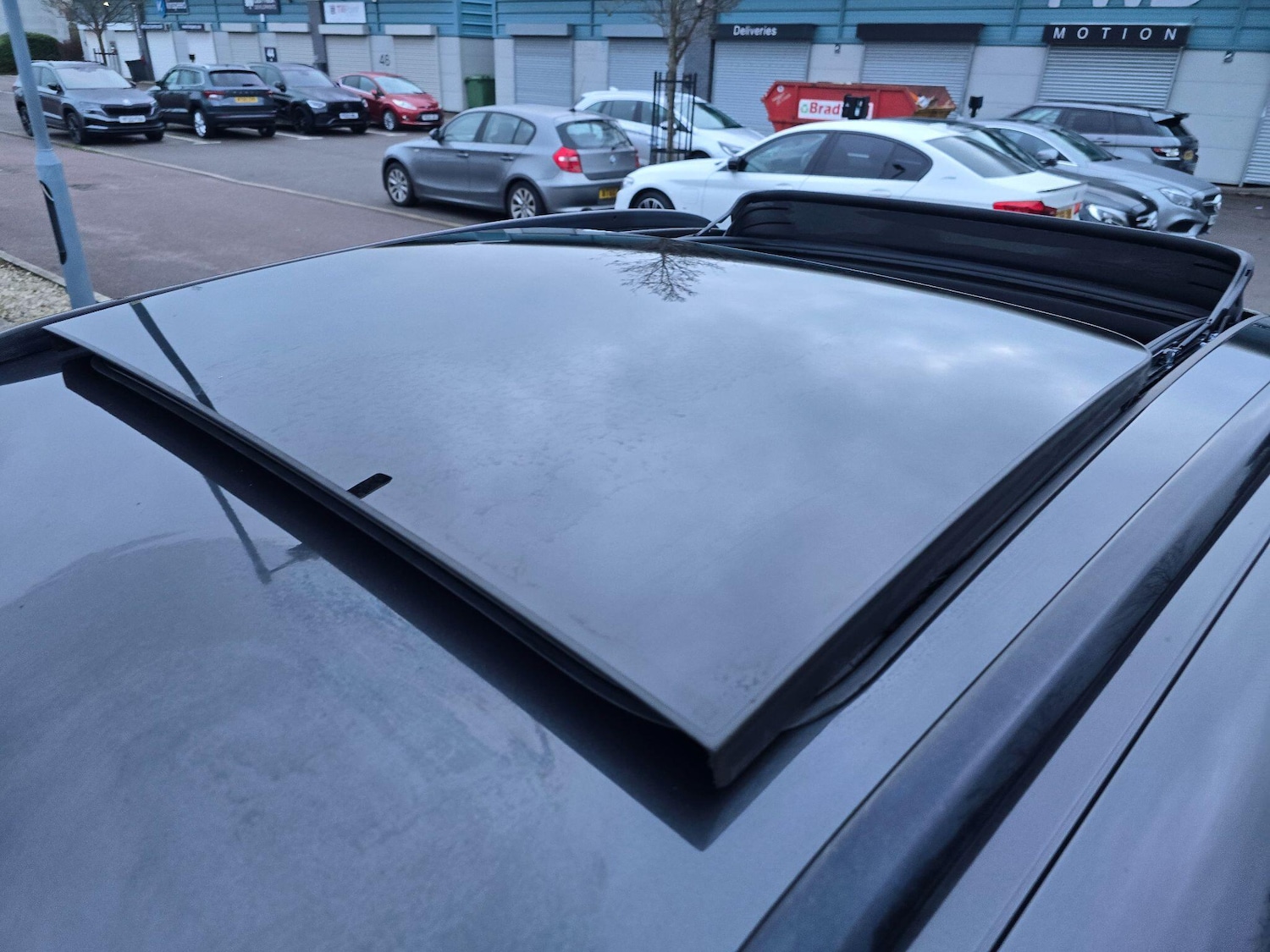 Used Porsche Macan 2020 for sale - 77020869: Photo 3