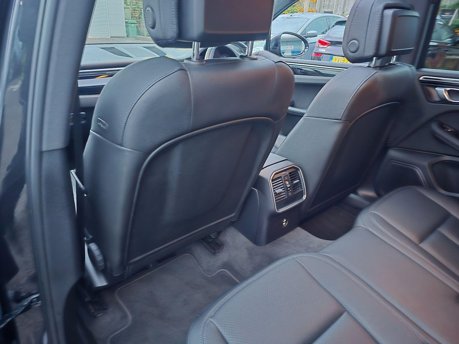 Used Porsche Macan 2020 for sale - 77020869: Photo 51