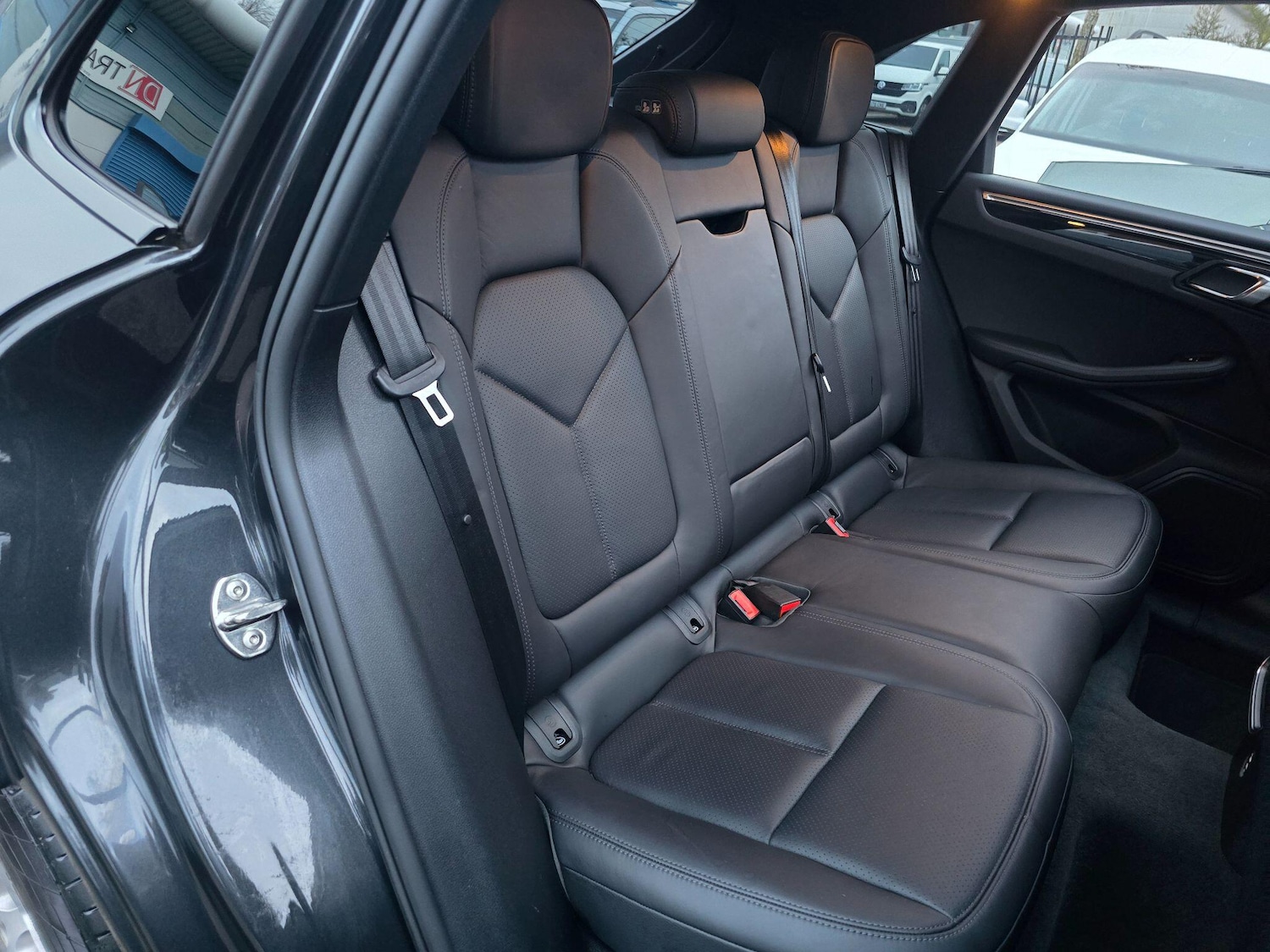 Used Porsche Macan 2020 for sale - 77020869: Photo 53