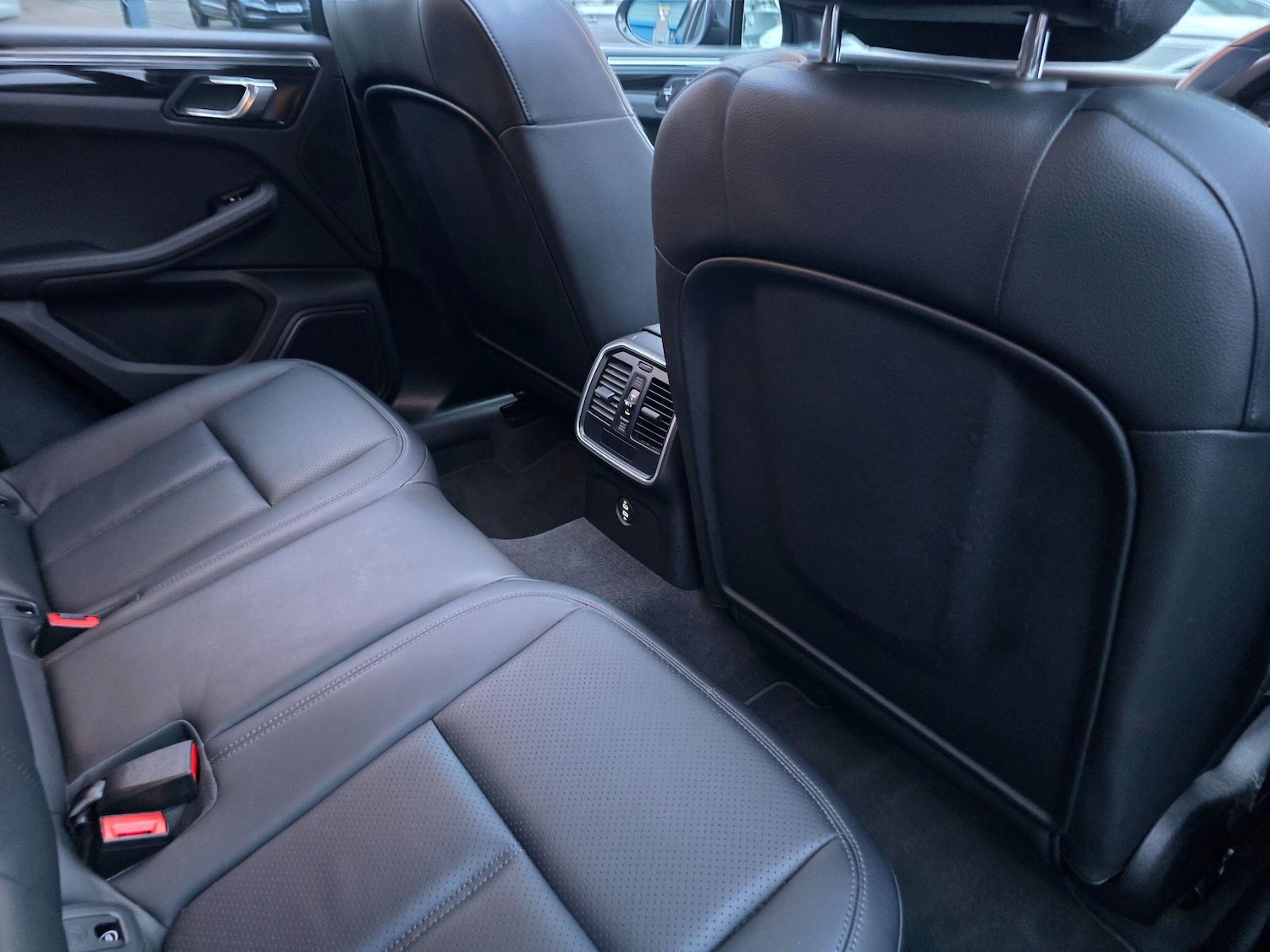 Used Porsche Macan 2020 for sale - 77020869: Photo 55