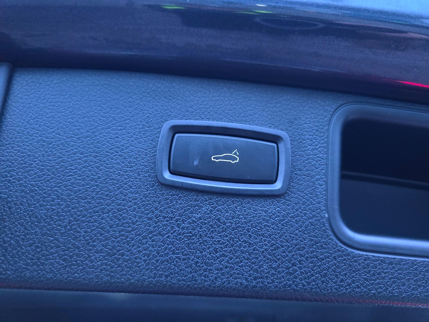 Used Porsche Macan 2020 for sale - 77020869: Photo 60