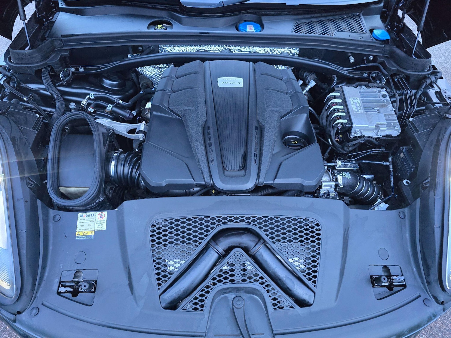 Used Porsche Macan 2020 for sale - 77020869: Photo 62