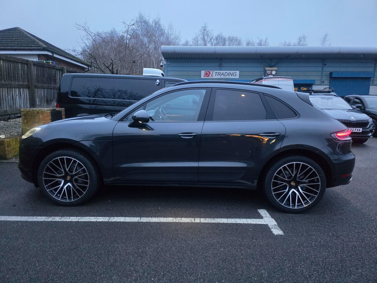 Used Porsche Macan 2020 for sale - 77020869: Photo 98